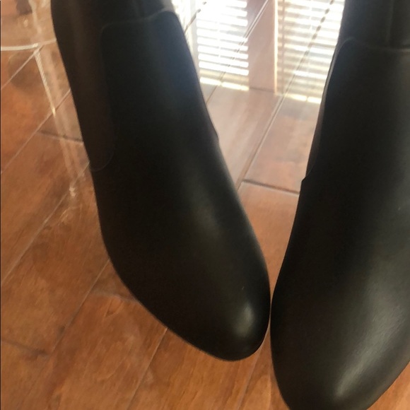 Booties - Picture 4 of 4